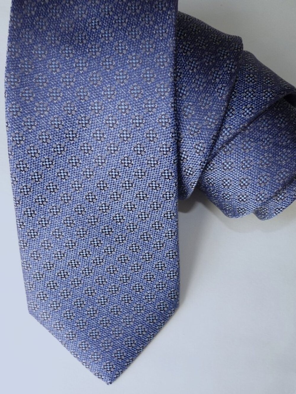 David Donahue blu skinny silk tie